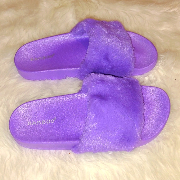 👣BAMBOO Lavender Furry Flatter footwear - Picture 6 of 13